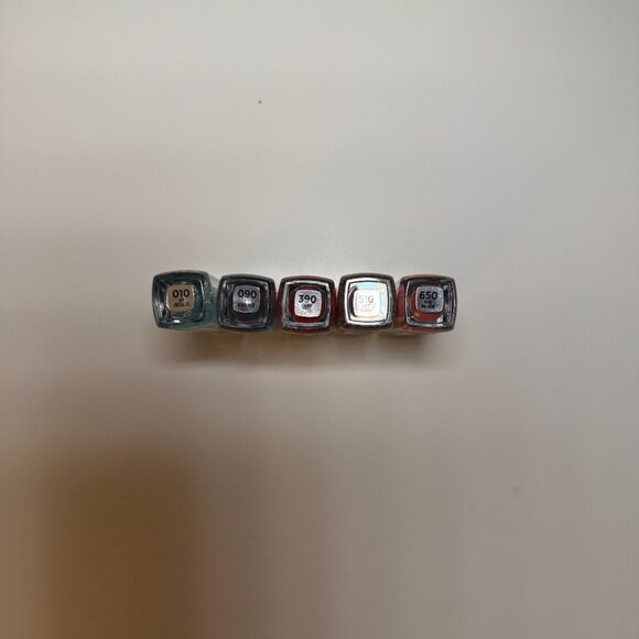 L'Oréal Plump Ambition Lip Gloss Tinted Lip Oil (Brand New) - Picture 2 of 3